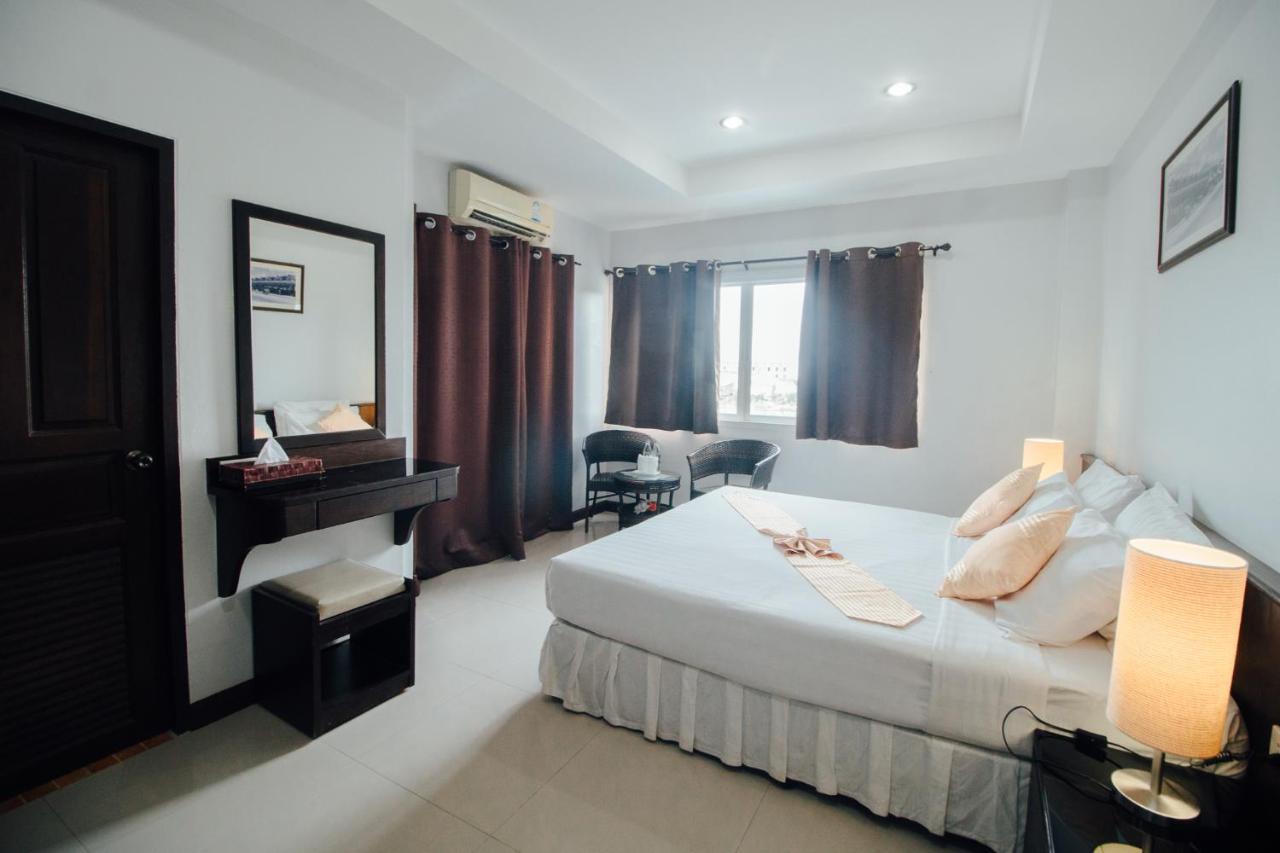 Iyara Hua Hin Lodge Экстерьер фото